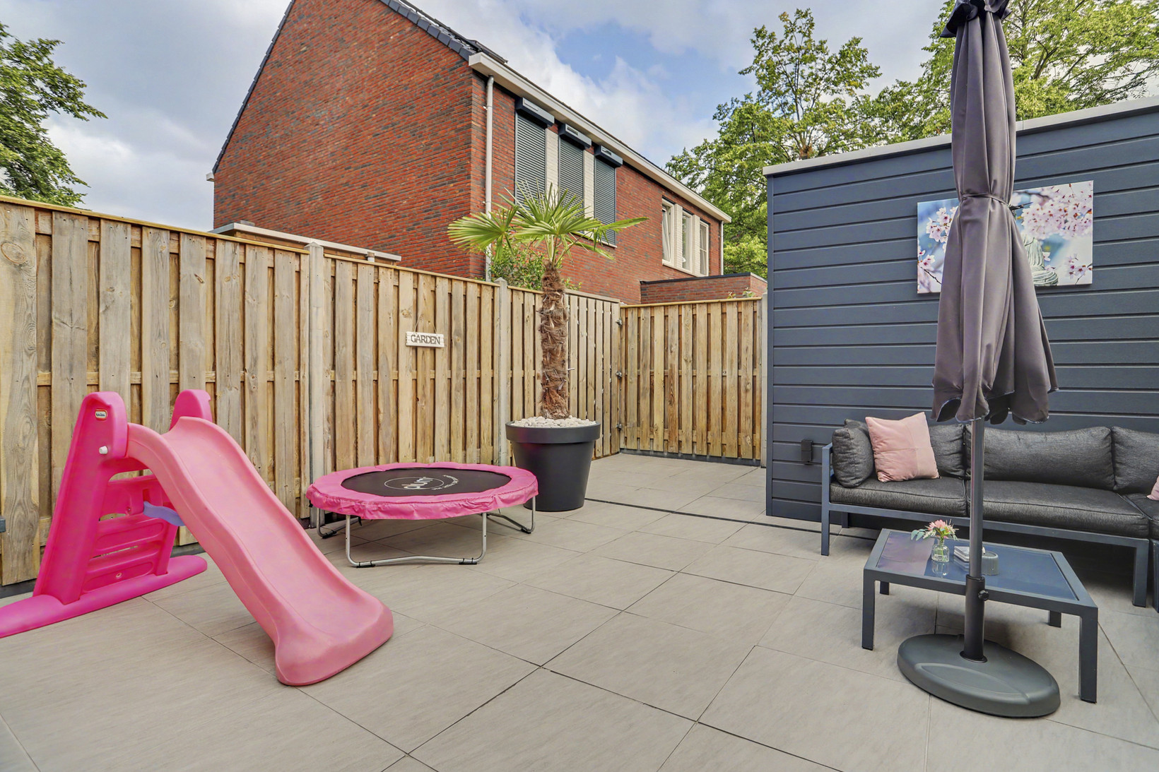 Tussenwoning te koop: Mahlerstraat 230, Tilburg