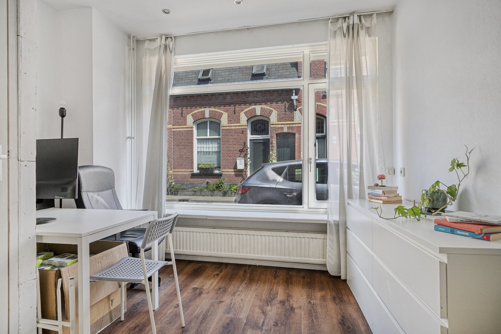 Tussenwoning te koop: Goudenregenstraat 7, Tilburg