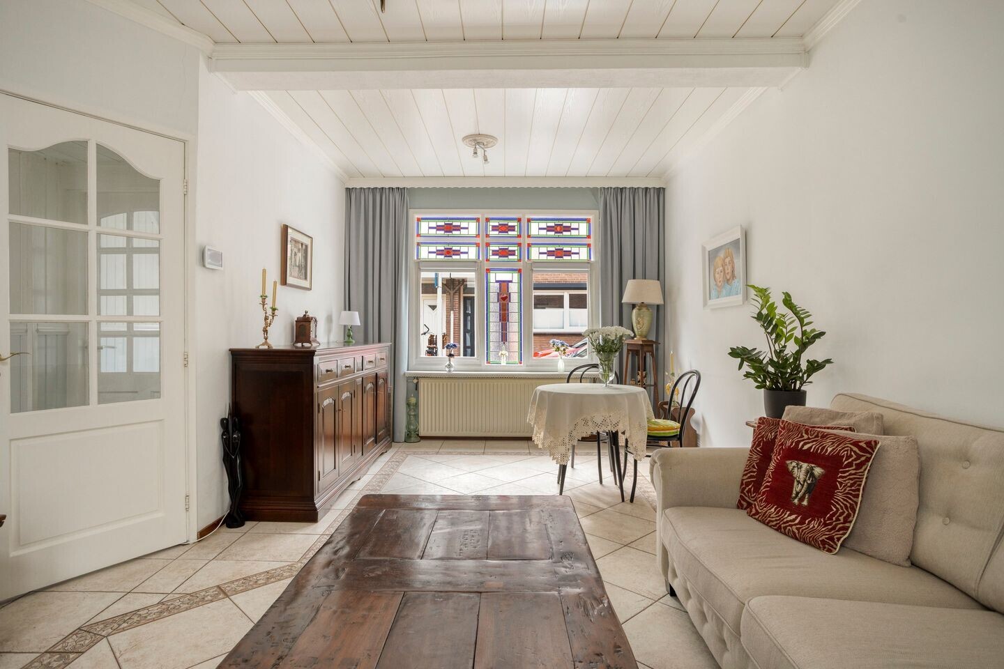 Hoekwoning te koop: Ambonstraat 1, Tilburg
