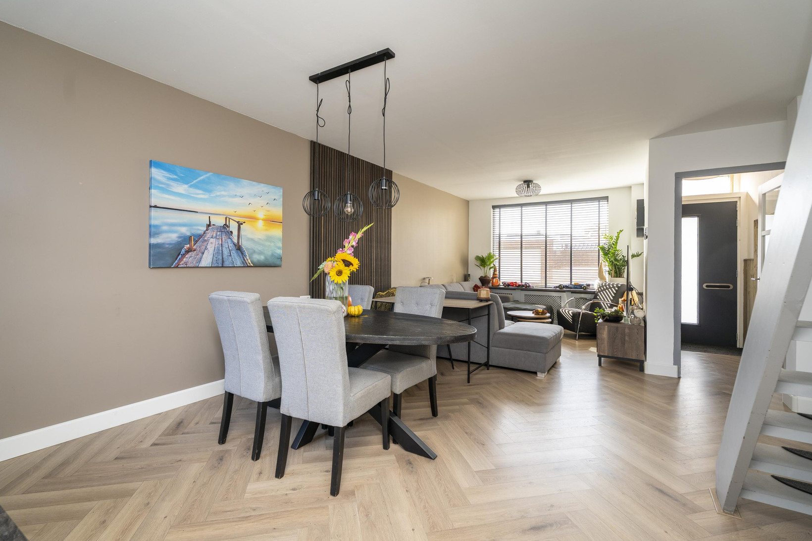 Tussenwoning te koop: Van Alphenstraat 37, Tilburg