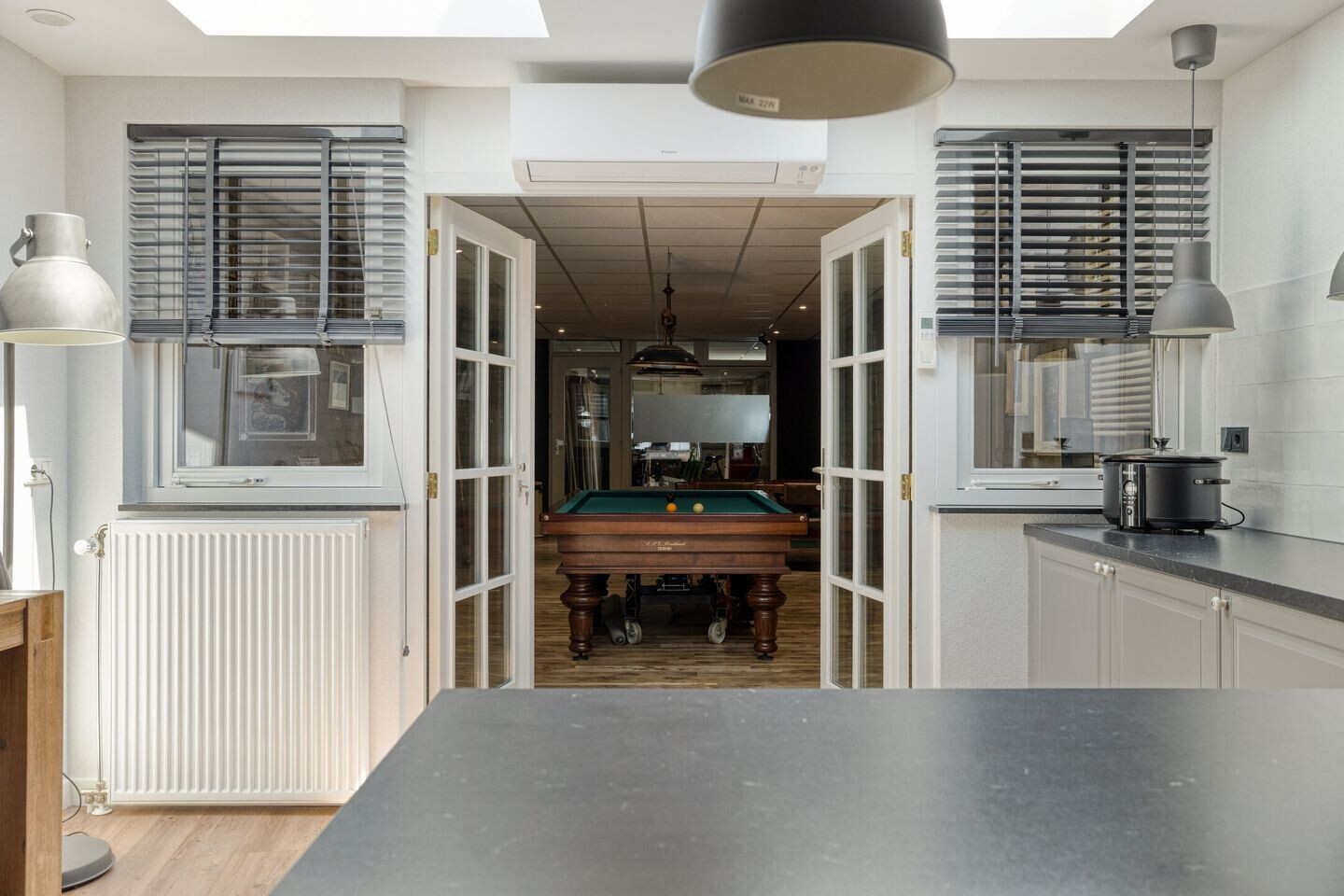Tussenwoning te koop: Hoefstraat 186, Tilburg