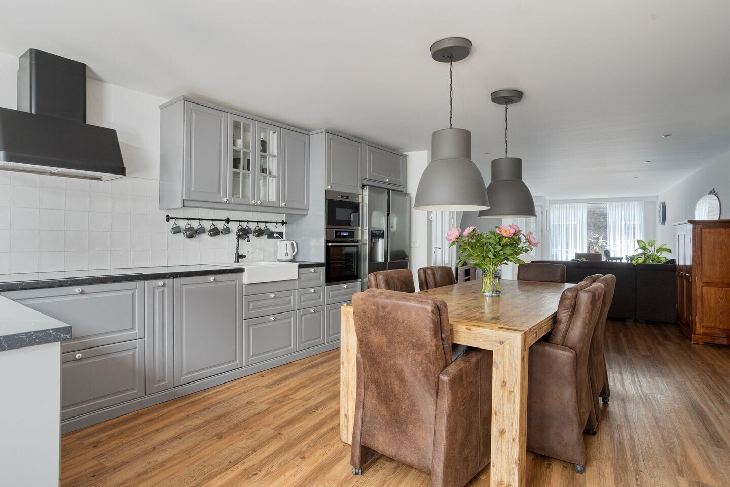 Tussenwoning te koop: Hoefstraat 186, Tilburg