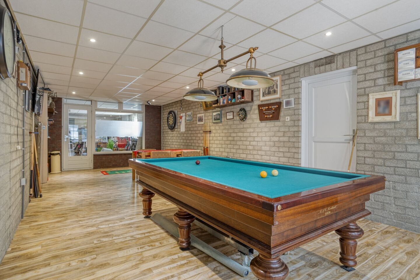 Tussenwoning te koop: Hoefstraat 186, Tilburg
