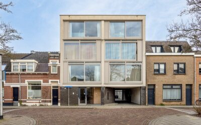 Hoogvensest. 81-B