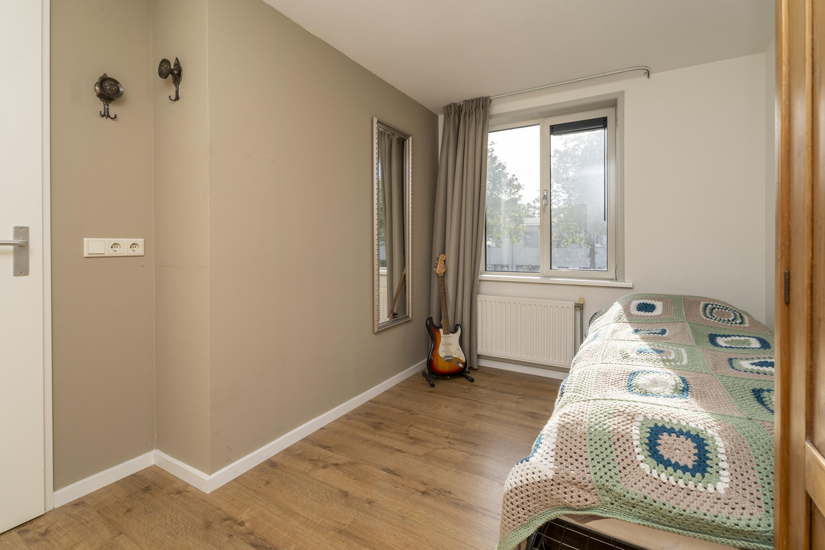 Tussenwoning te koop: Veluwestraat 10, Tilburg