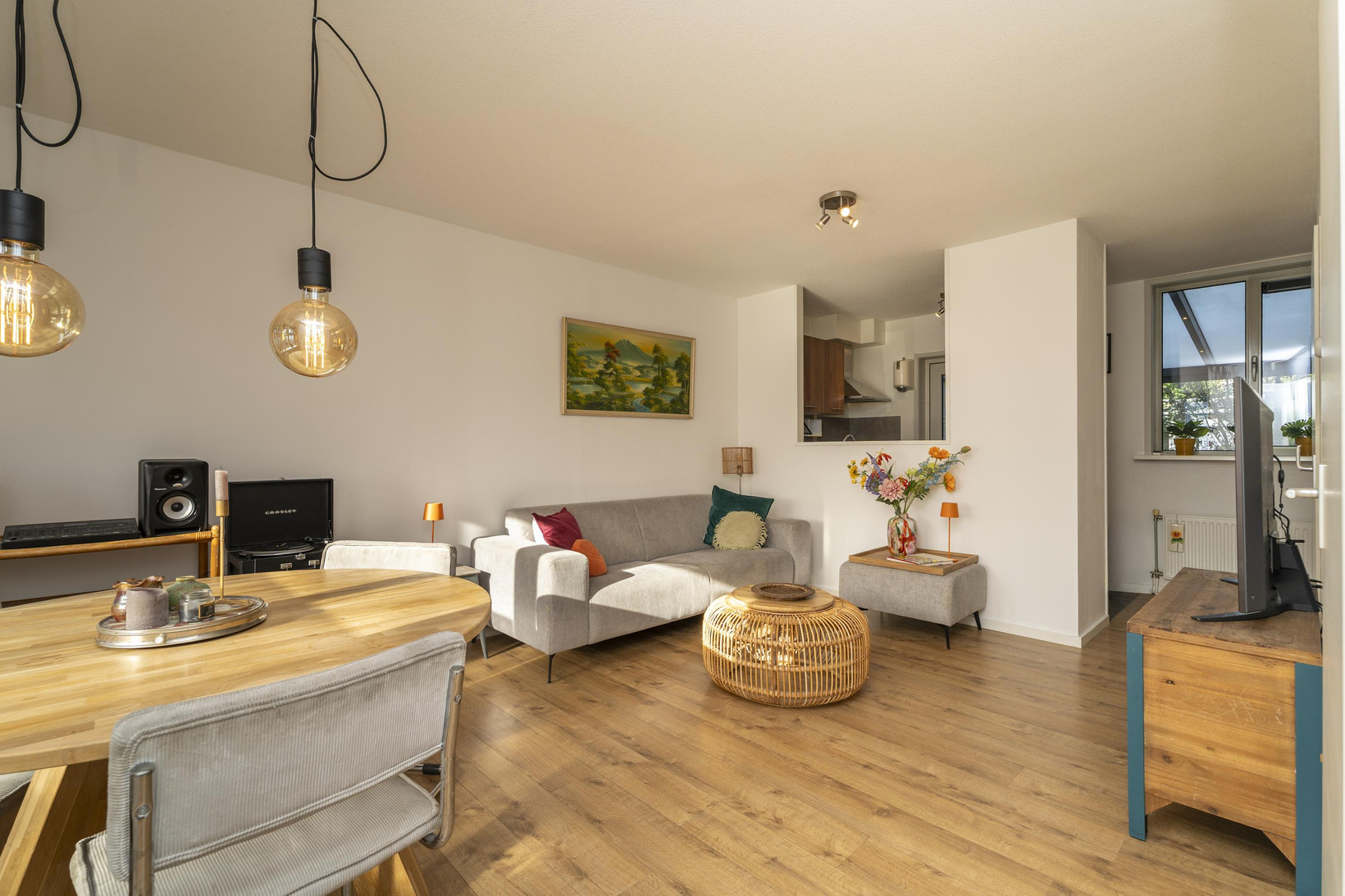 Tussenwoning te koop: Veluwestraat 10, Tilburg