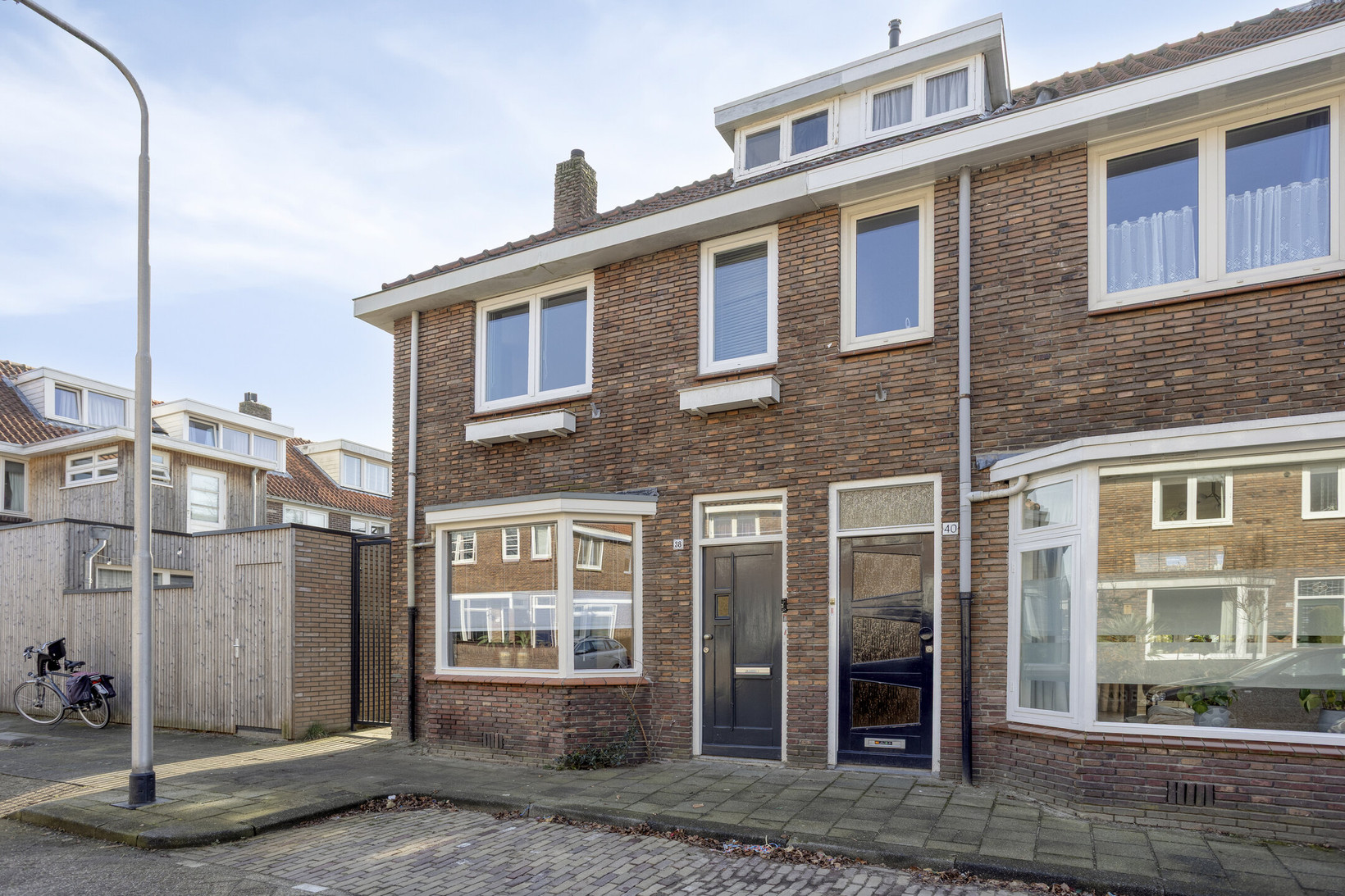 Hoekwoning te koop: Jan Maurits van Nassaustraat 38, Tilburg