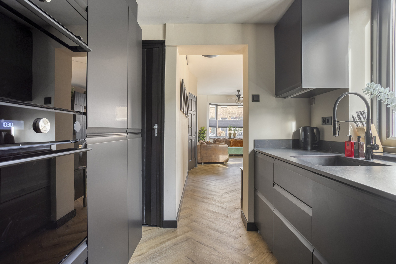 Hoekwoning te koop: Jan Maurits van Nassaustraat 38, Tilburg
