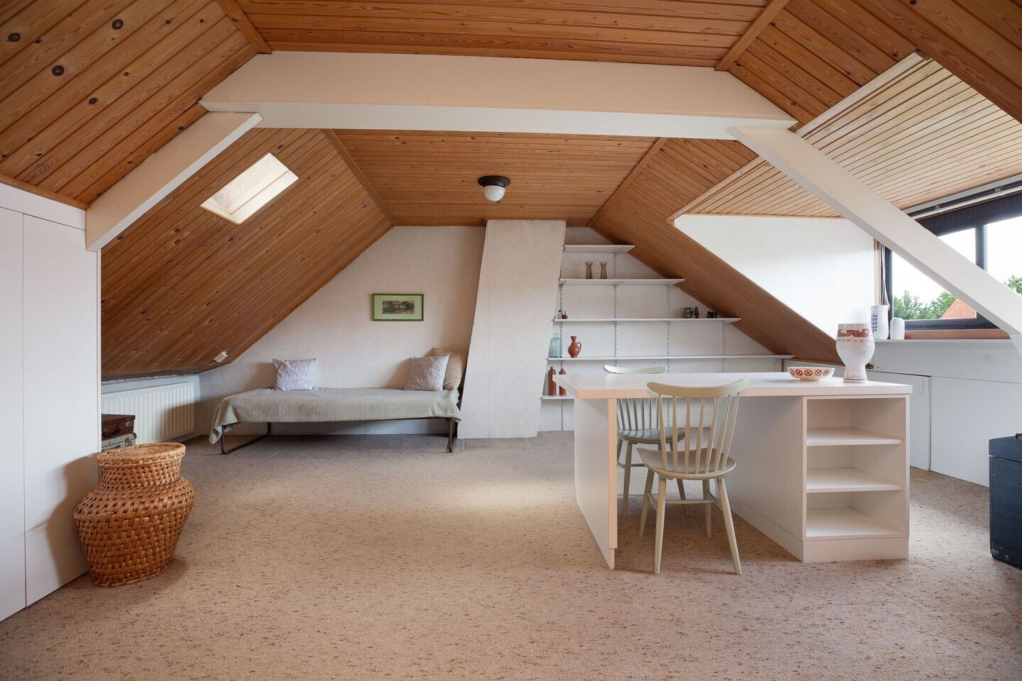 Tussenwoning te koop: Van Heutszstraat 54, Tilburg
