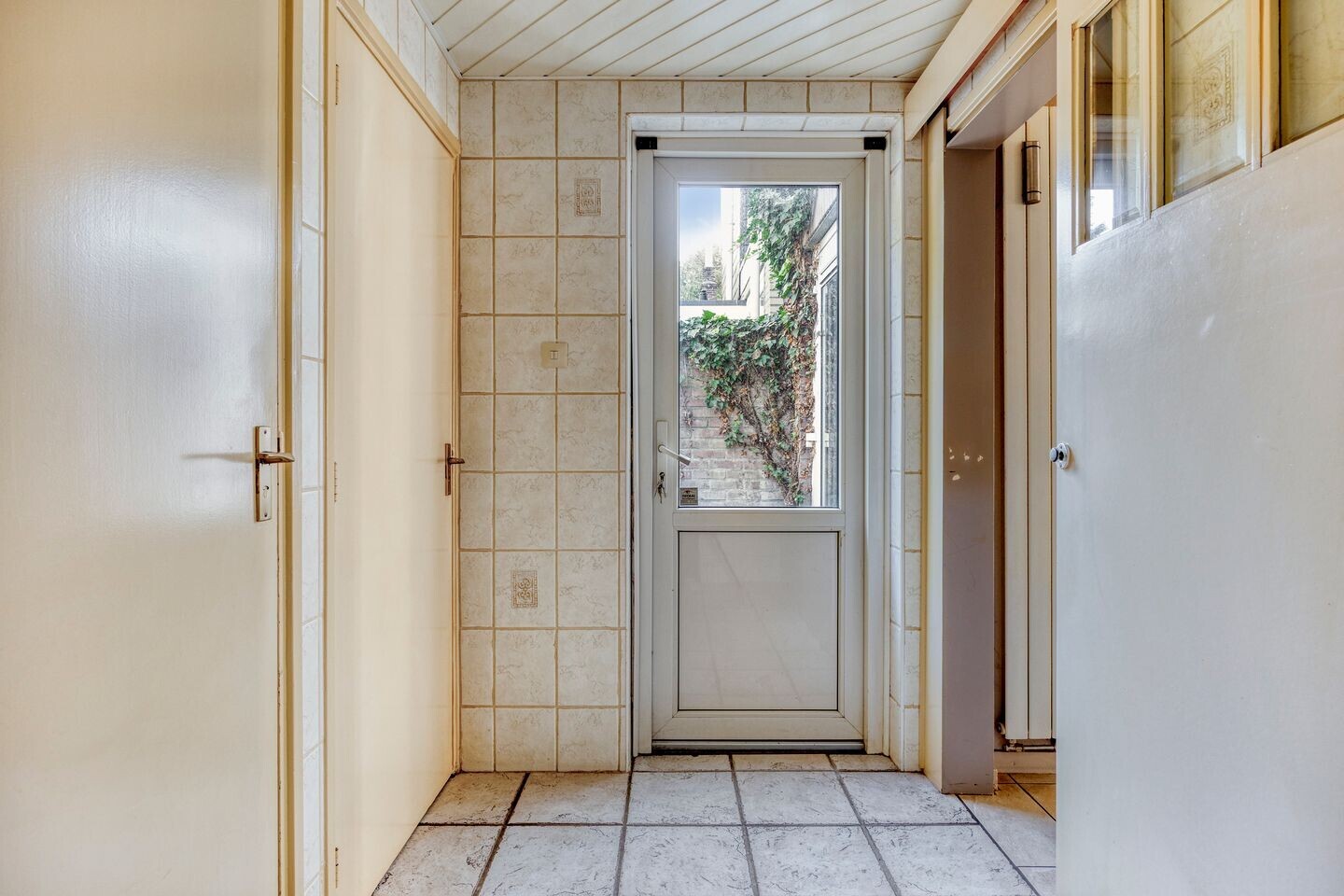 Tussenwoning te koop: Ringbaan-Zuid 105, Tilburg