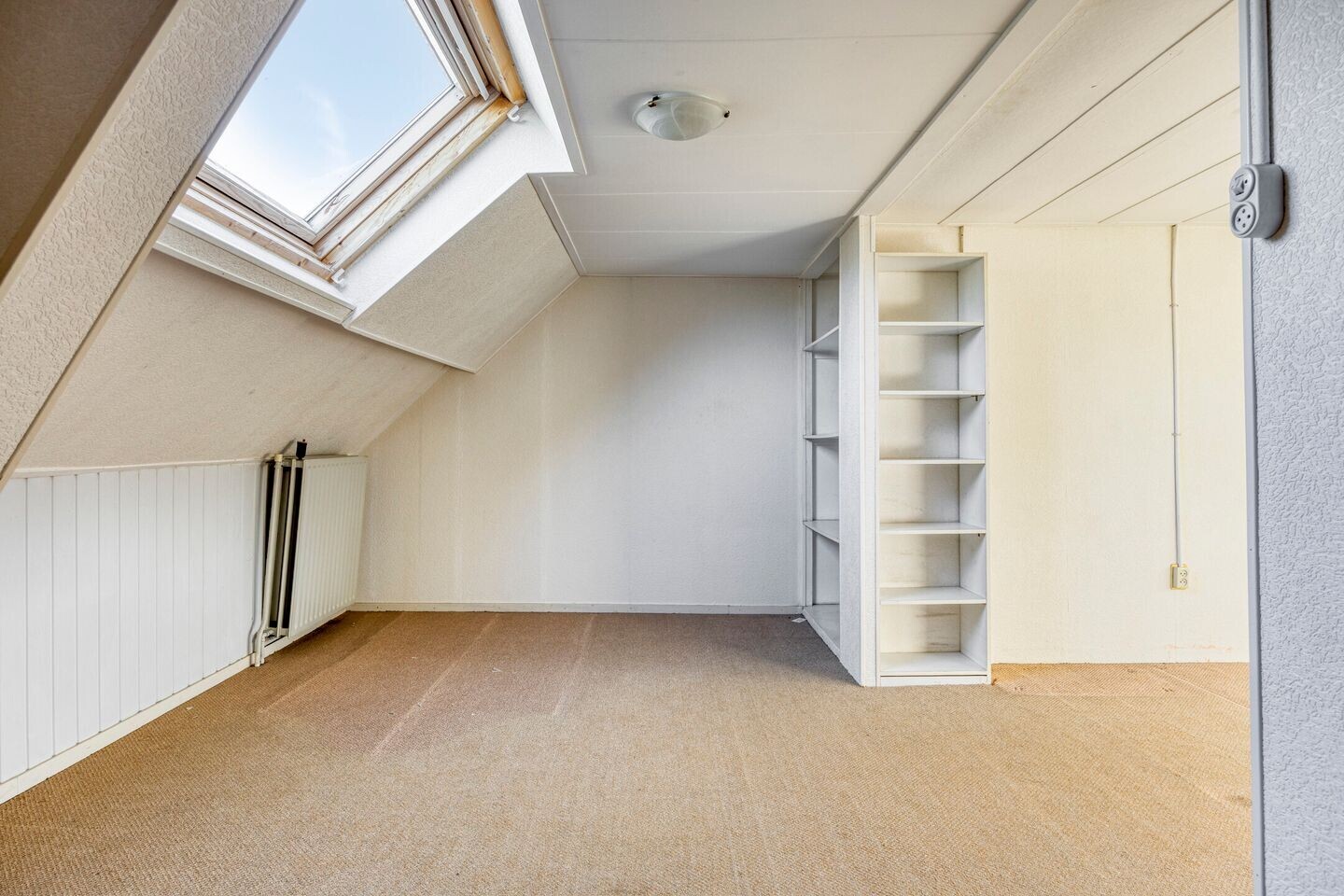 Tussenwoning te koop: Ringbaan-Zuid 105, Tilburg