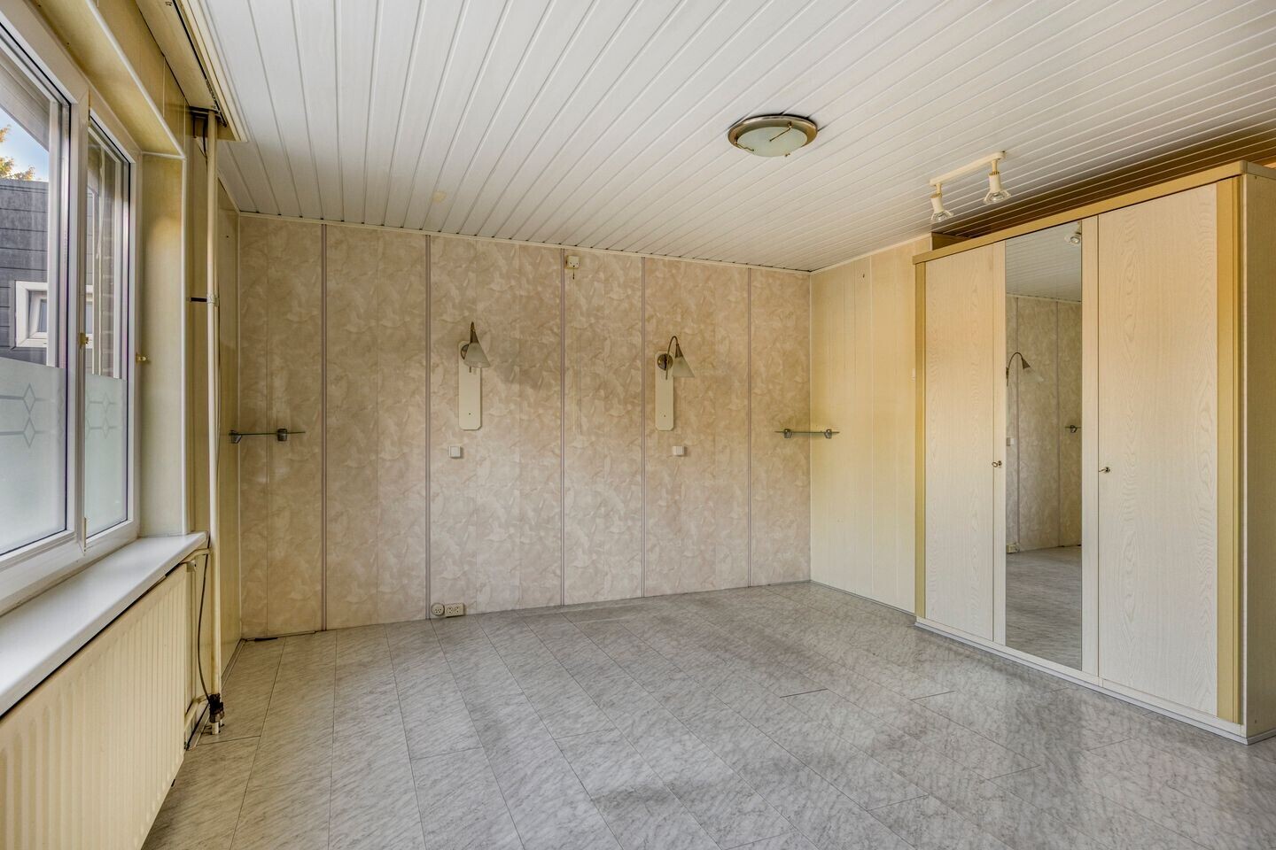 Tussenwoning te koop: Ringbaan-Zuid 105, Tilburg