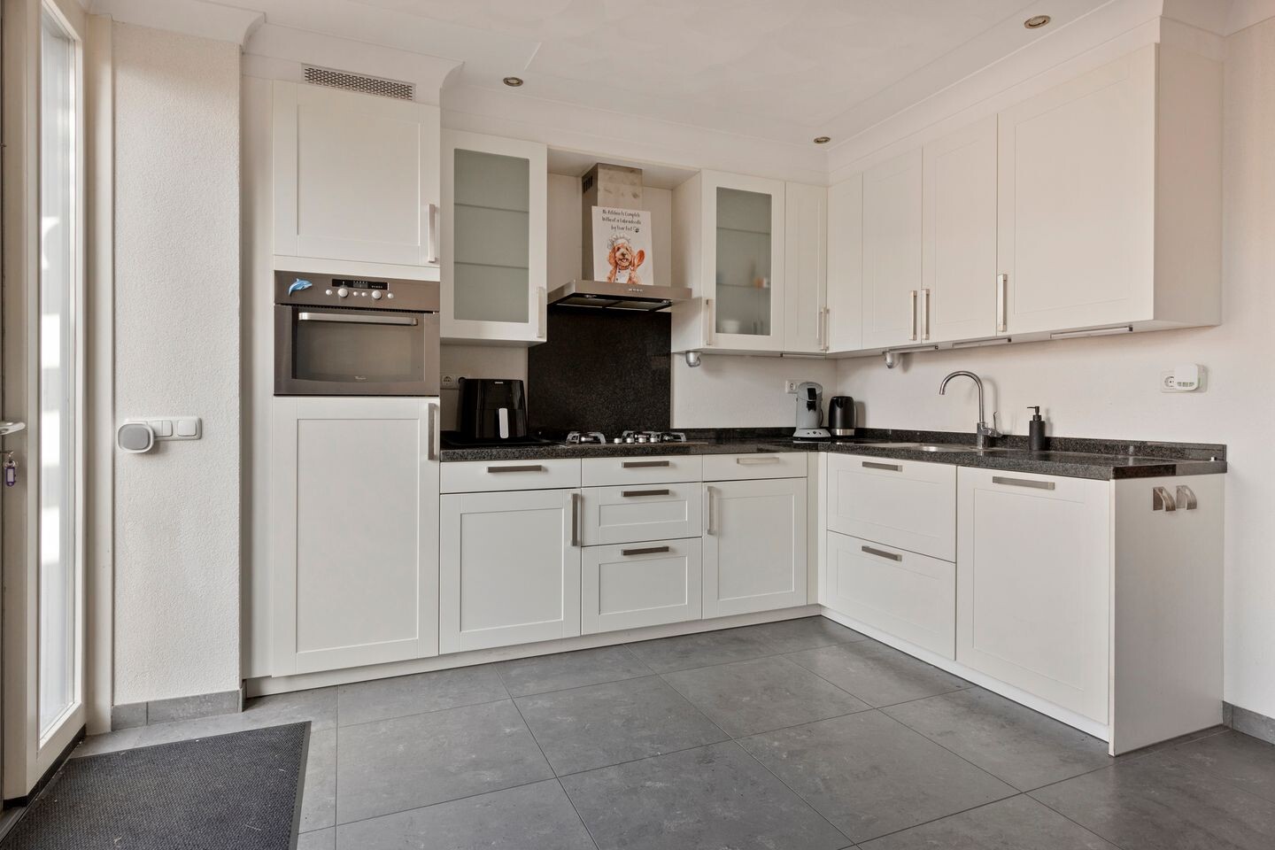 Tussenwoning te koop: Veestraat 135B, Tilburg
