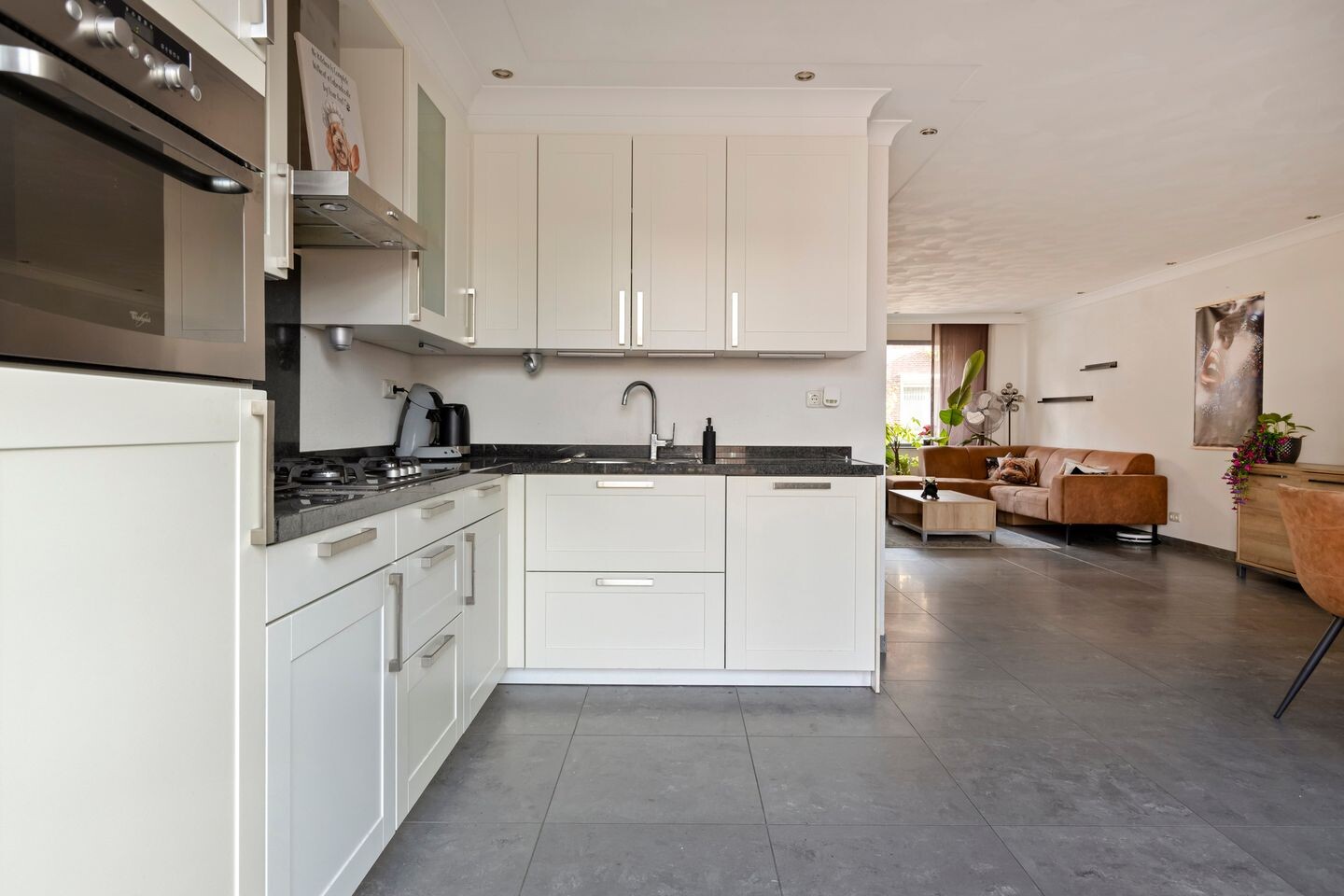 Tussenwoning te koop: Veestraat 135B, Tilburg