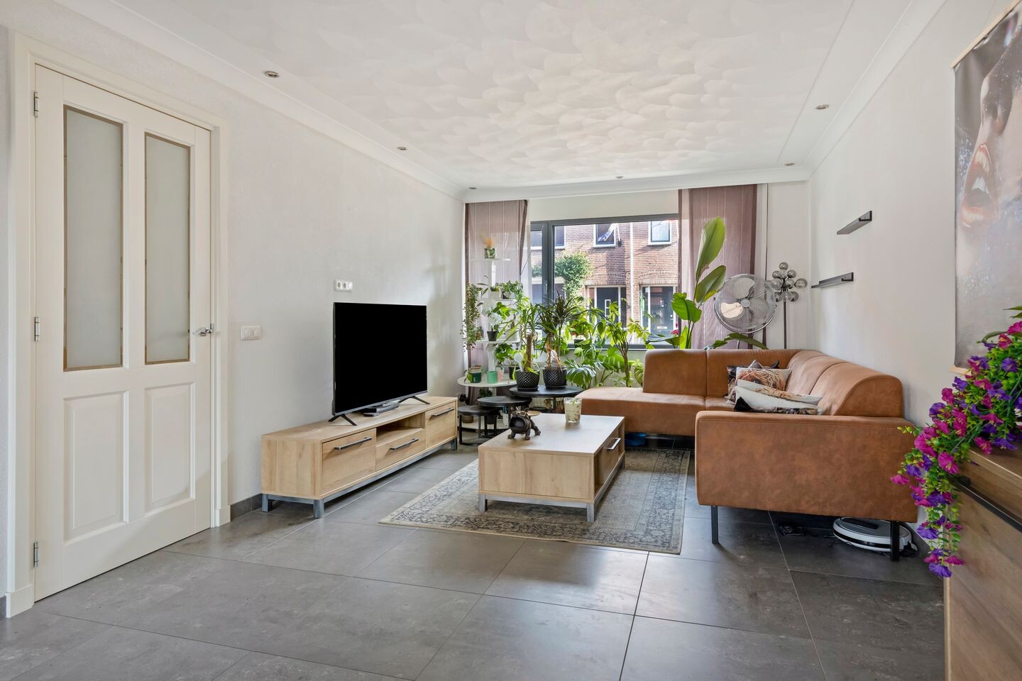 Tussenwoning te koop: Veestraat 135B, Tilburg