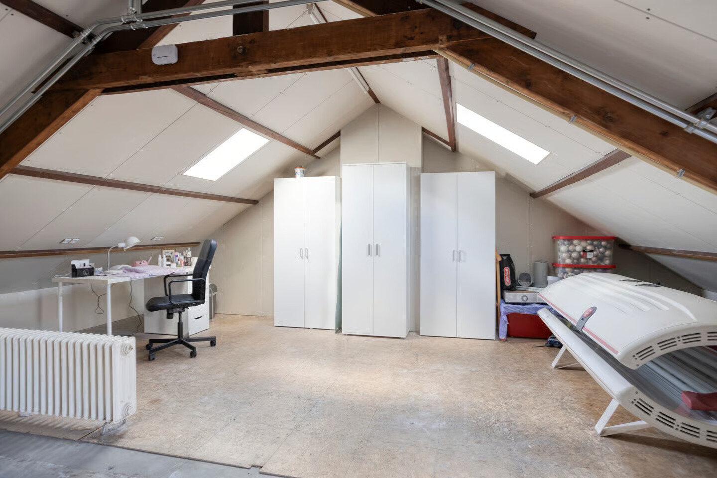 Tussenwoning te koop: Zwaluwstraat 4, Tilburg