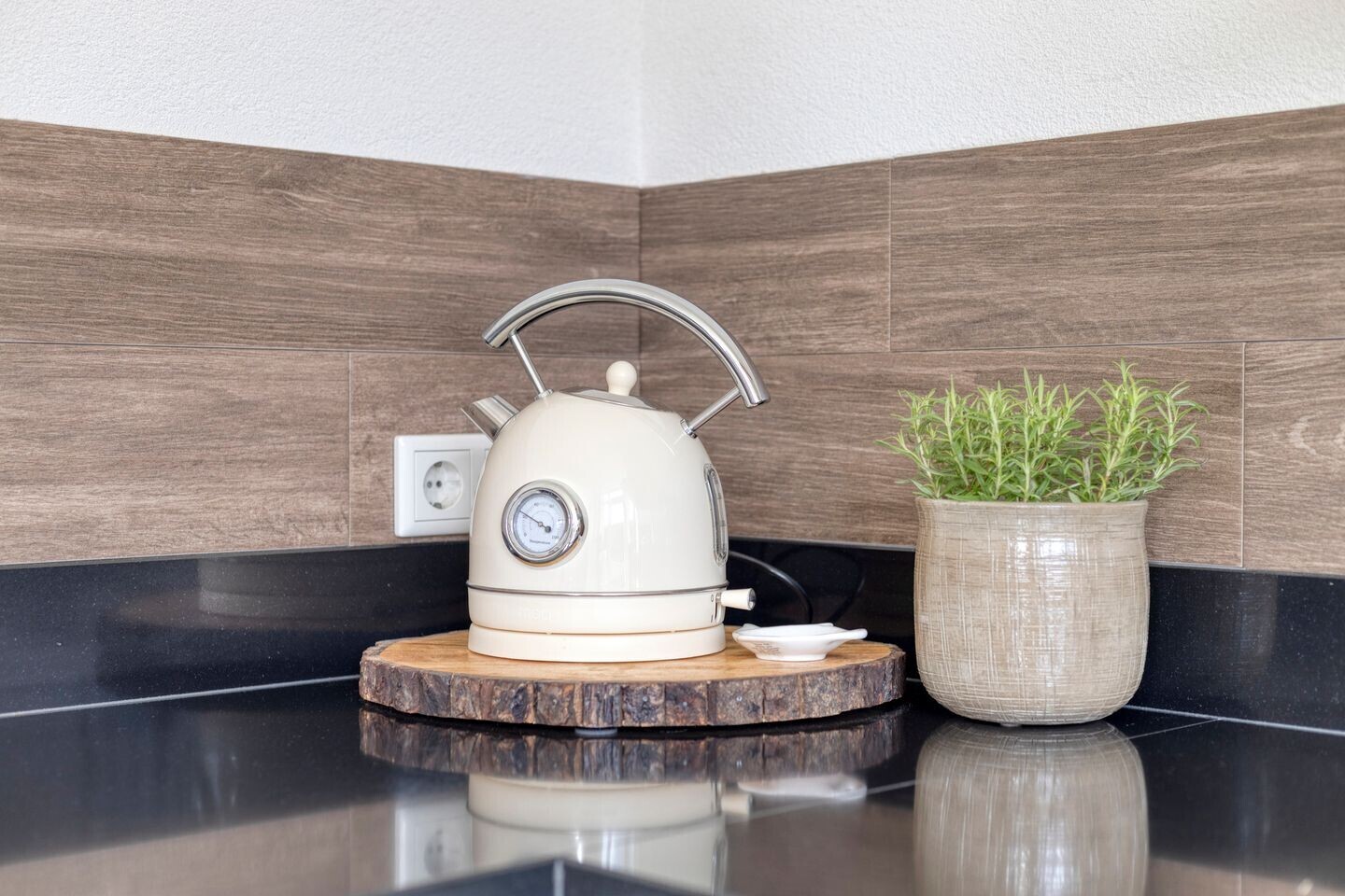 Tussenwoning te koop: Zwaluwstraat 4, Tilburg