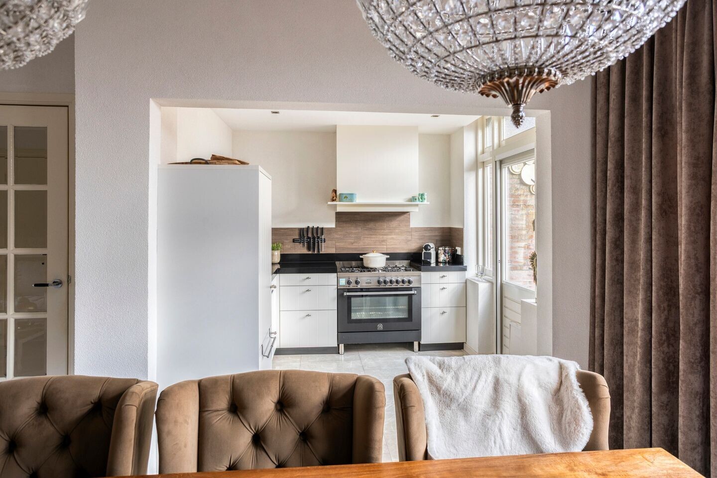 Tussenwoning te koop: Zwaluwstraat 4, Tilburg