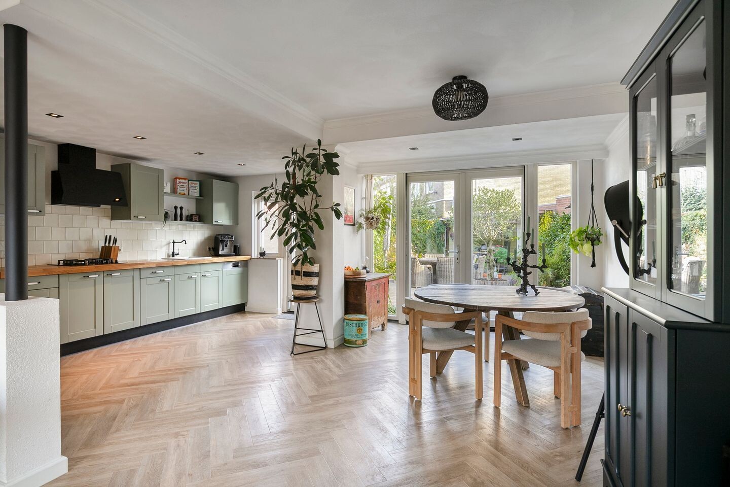 Hoekwoning te koop: Oude Hilvarenbeekseweg 32, Tilburg