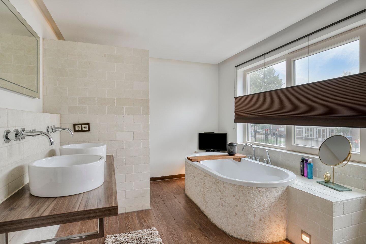 Hoekwoning te koop: Oude Hilvarenbeekseweg 32, Tilburg