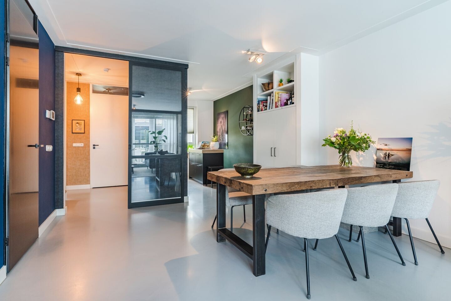 Hoekwoning te koop: Karawankenstraat 15, Tilburg