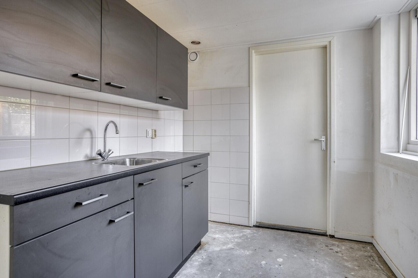 Hoekwoning te koop: Buys Ballotstraat 1, Tilburg