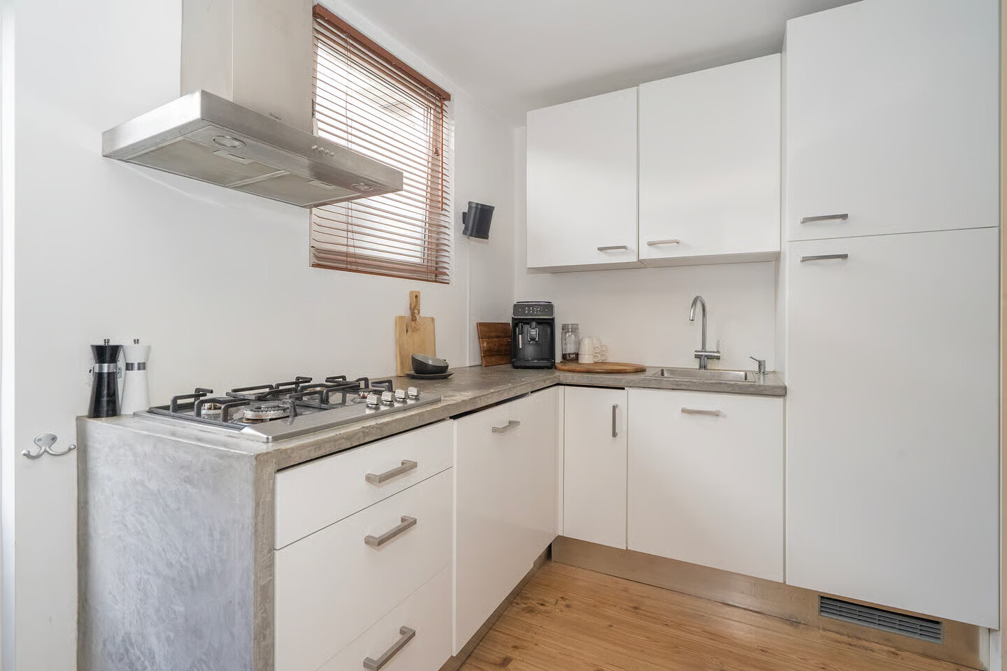 Appartement te koop: Sint Annastraat 43A, Tilburg