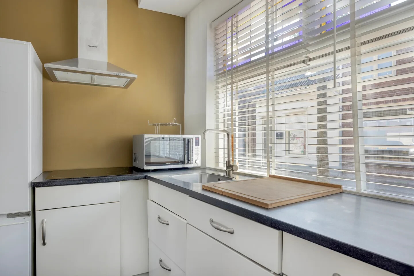 Twee-onder-één-kap te koop: Akkerstraat 5, Tilburg