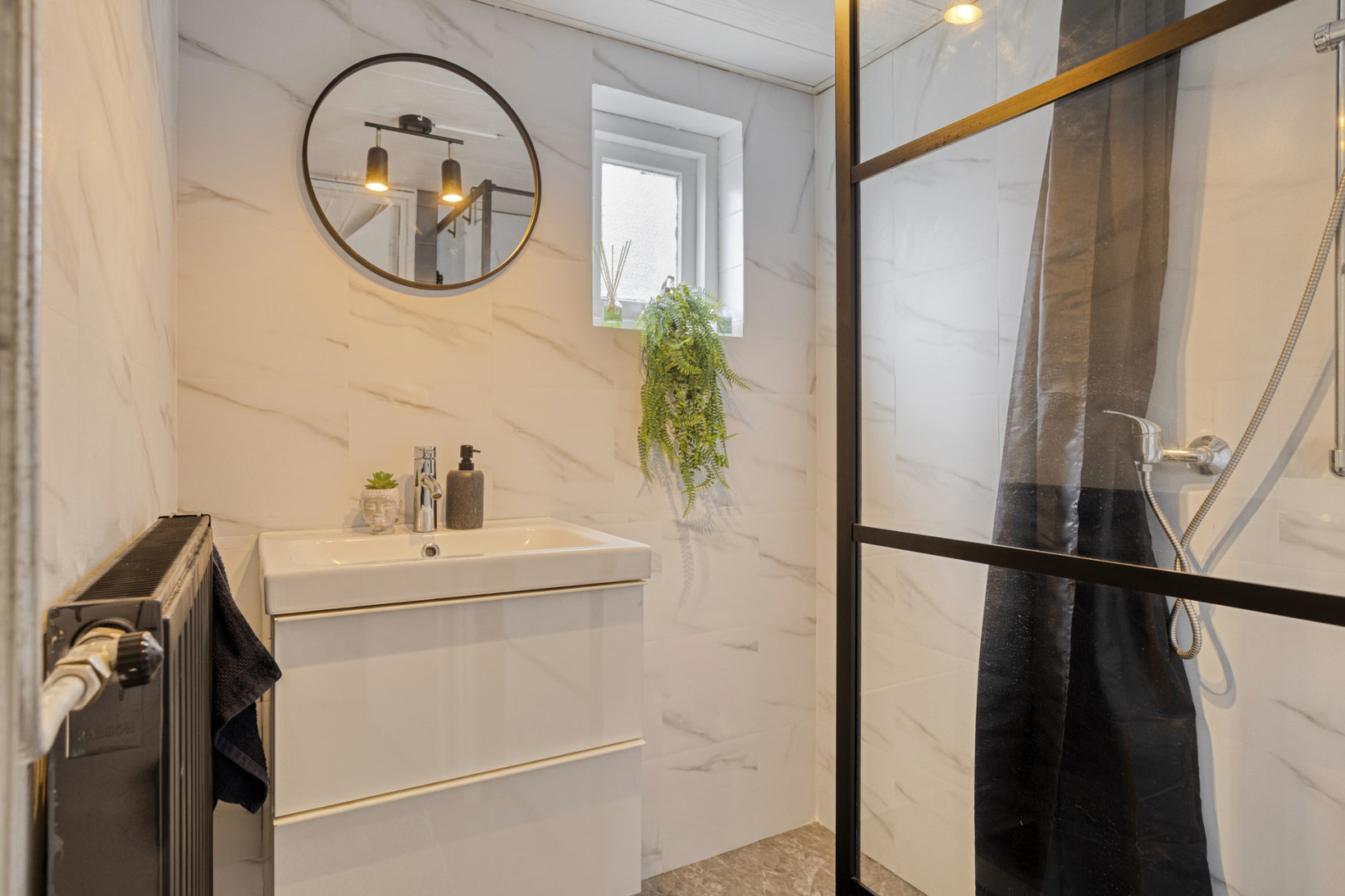 Tussenwoning te koop: Jozef Israëlsstraat 33, Tilburg