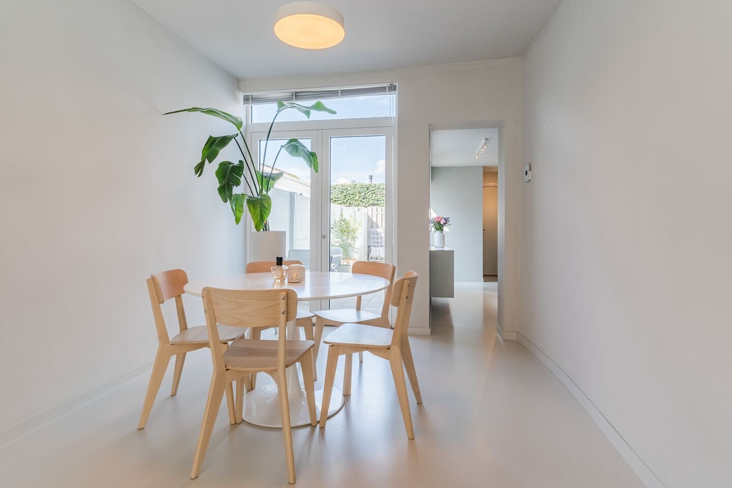 Tussenwoning te koop: Staringstraat 25, Tilburg