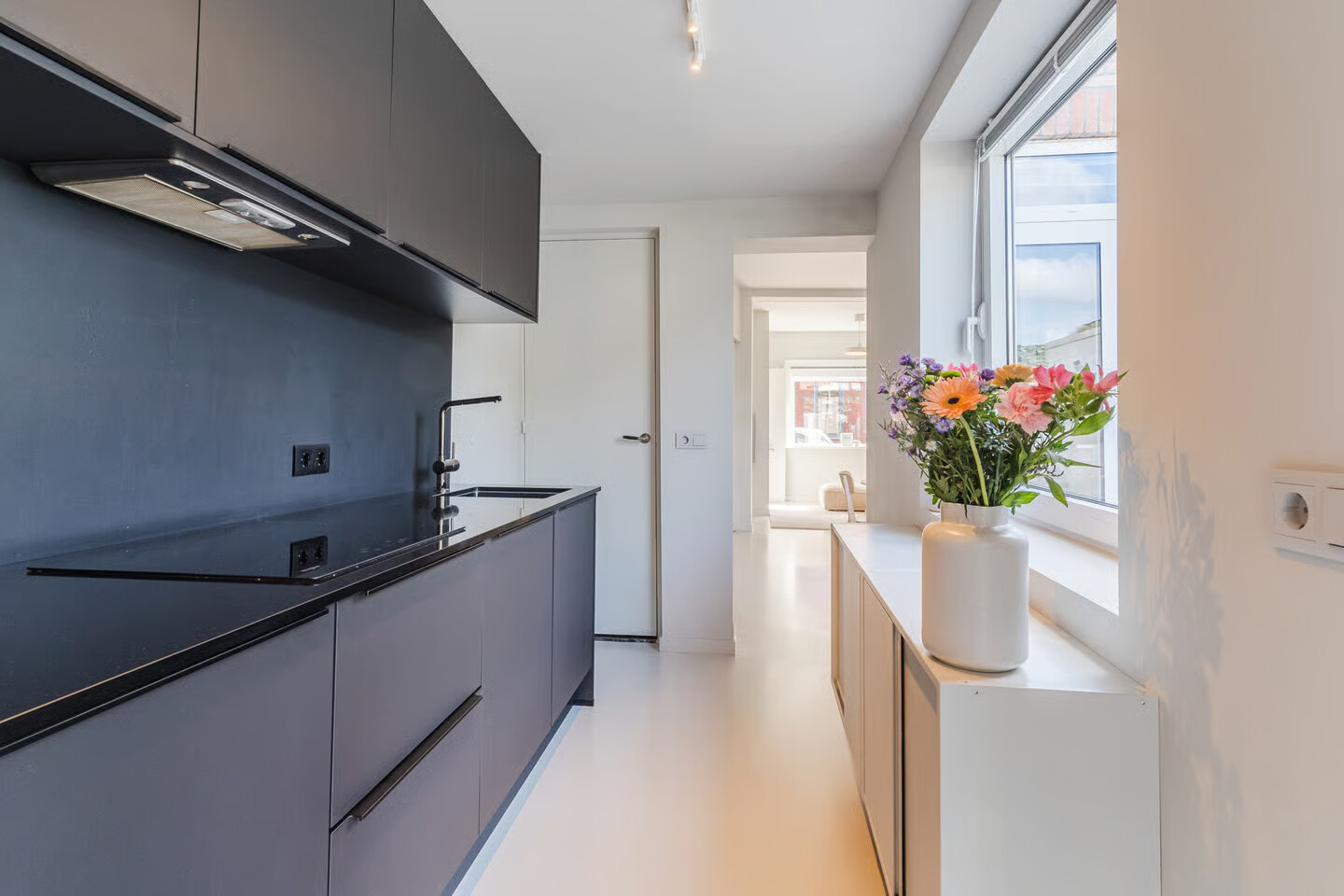Tussenwoning te koop: Staringstraat 25, Tilburg