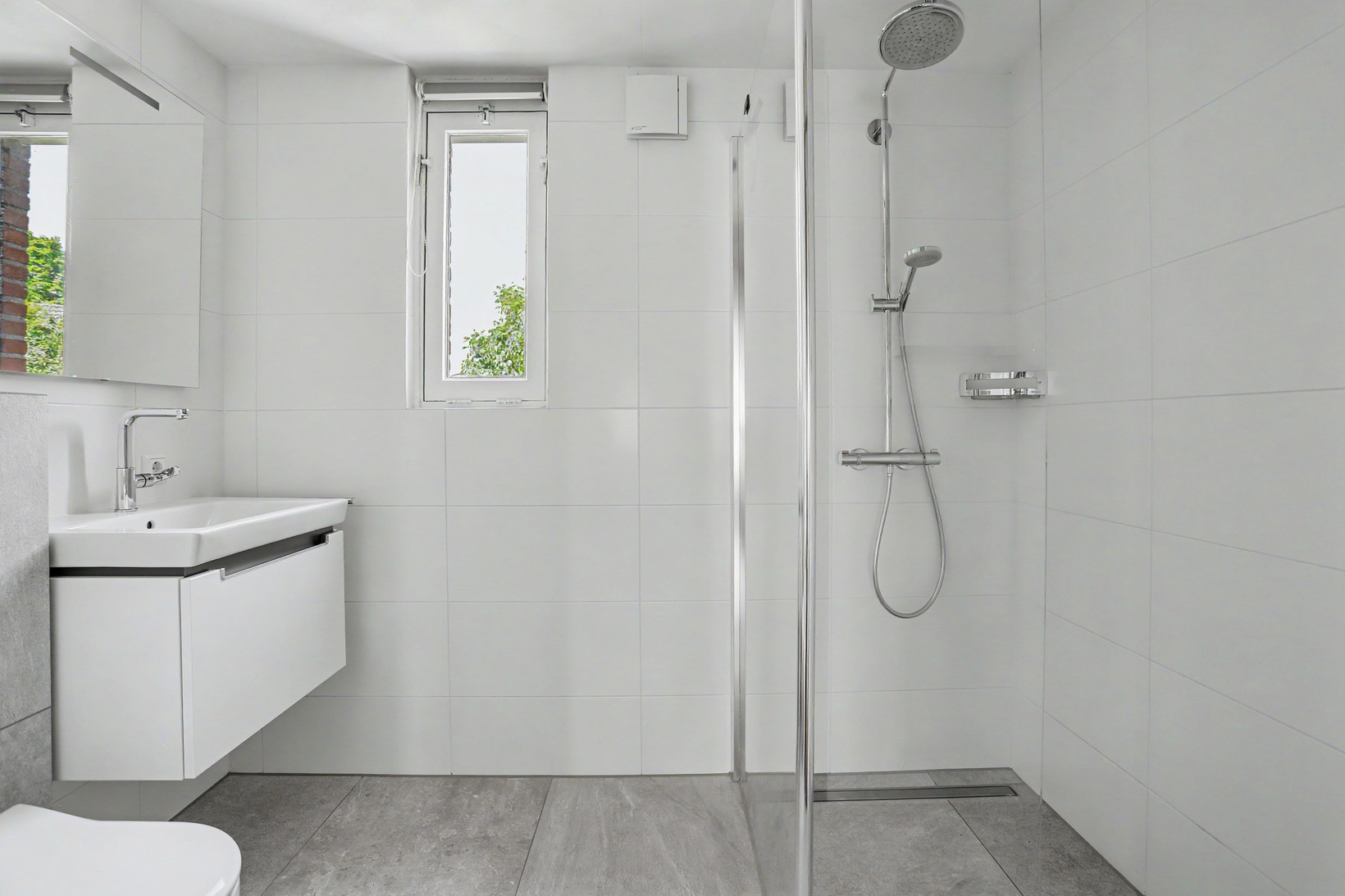 Tussenwoning te koop: Sint Maartensloop 70, Tilburg