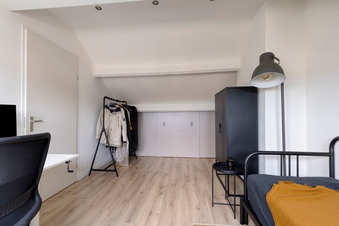 Tussenwoning te koop: Linge 73, Tilburg