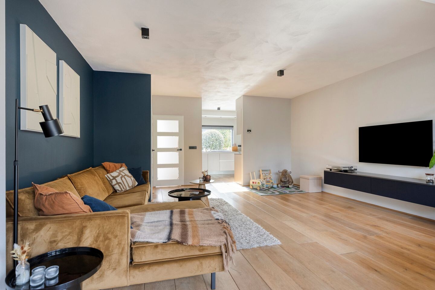 Tussenwoning te koop: Linge 73, Tilburg