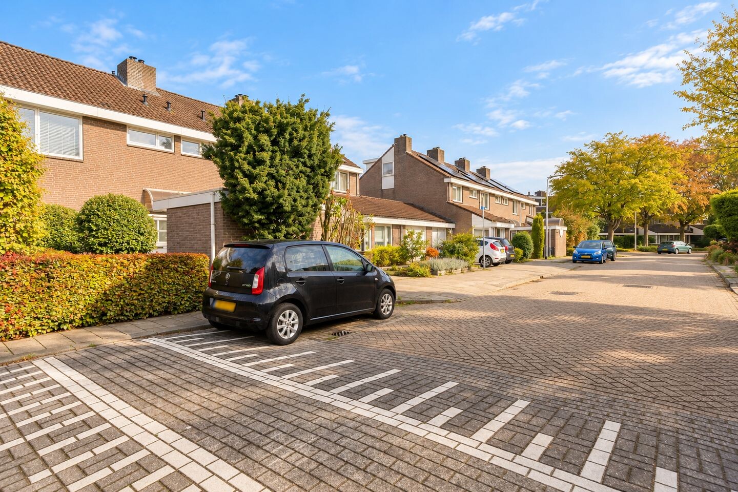 Tussenwoning te koop: Linge 73, Tilburg