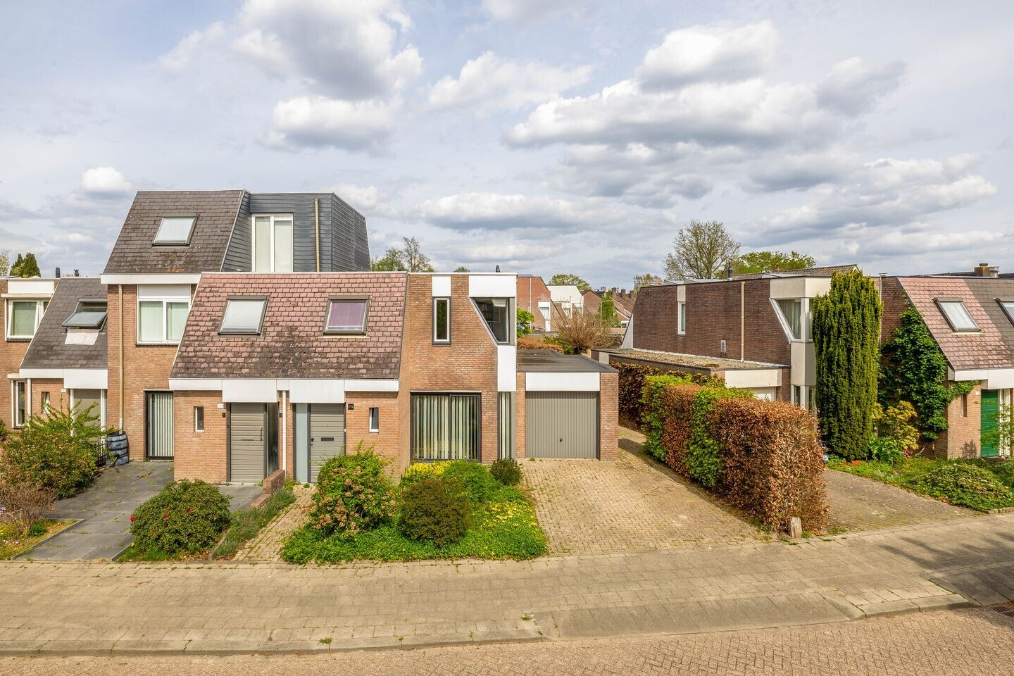 Hoekwoning te koop: Weteringlaan 176, Tilburg