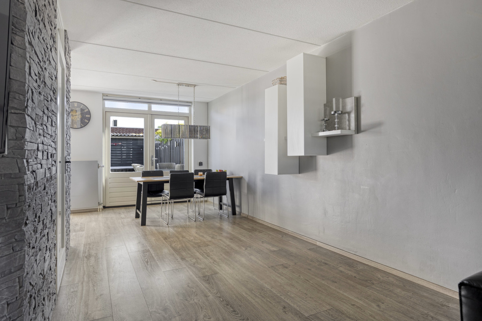 Tussenwoning te koop: Reuverlaan 5, Tilburg