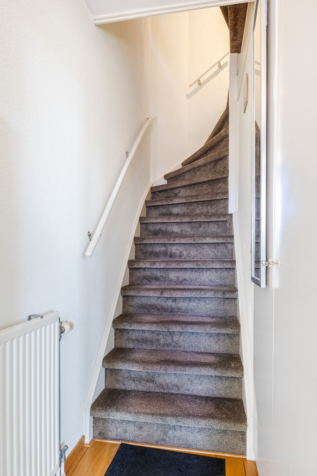 Tussenwoning te koop: Reuverlaan 79, Tilburg