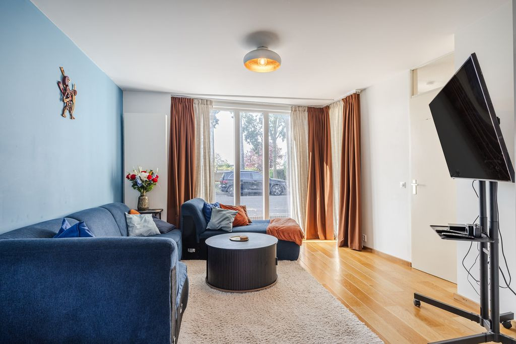 Tussenwoning te koop: Reuverlaan 79, Tilburg