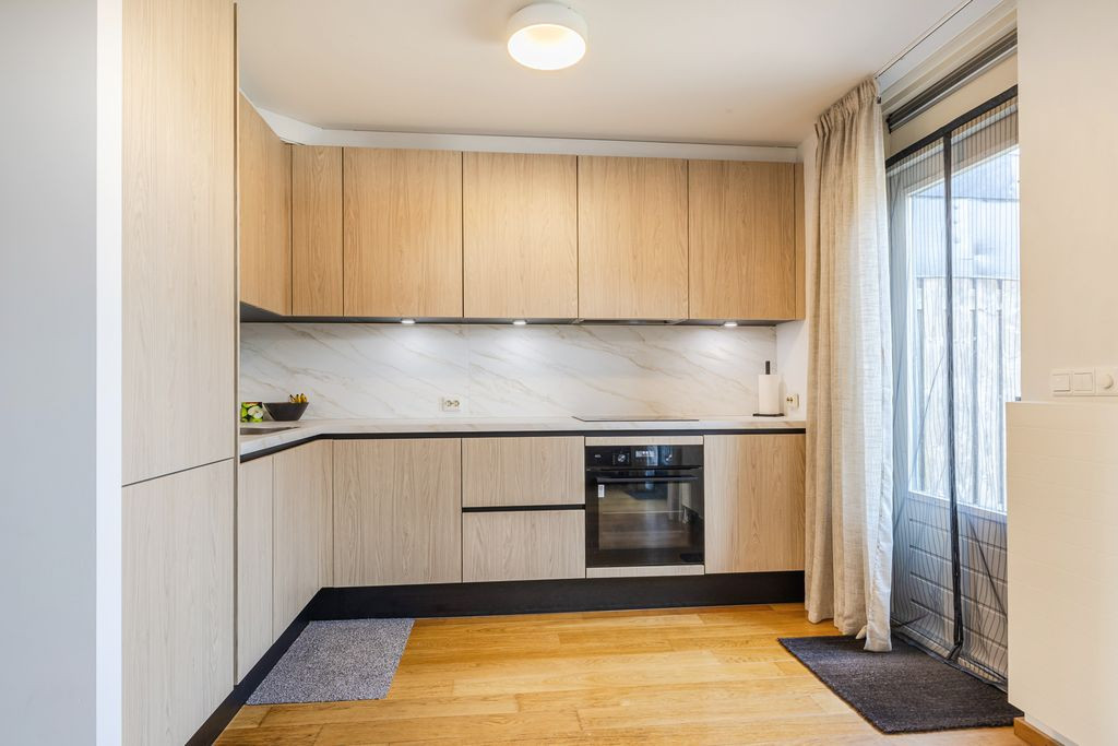 Tussenwoning te koop: Reuverlaan 79, Tilburg