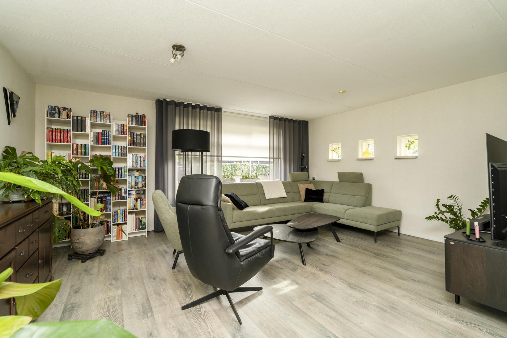 Hoekwoning te koop: Rustenburgstraat 25, Tilburg