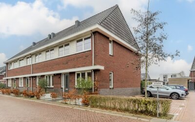 Rhedenstraat 8