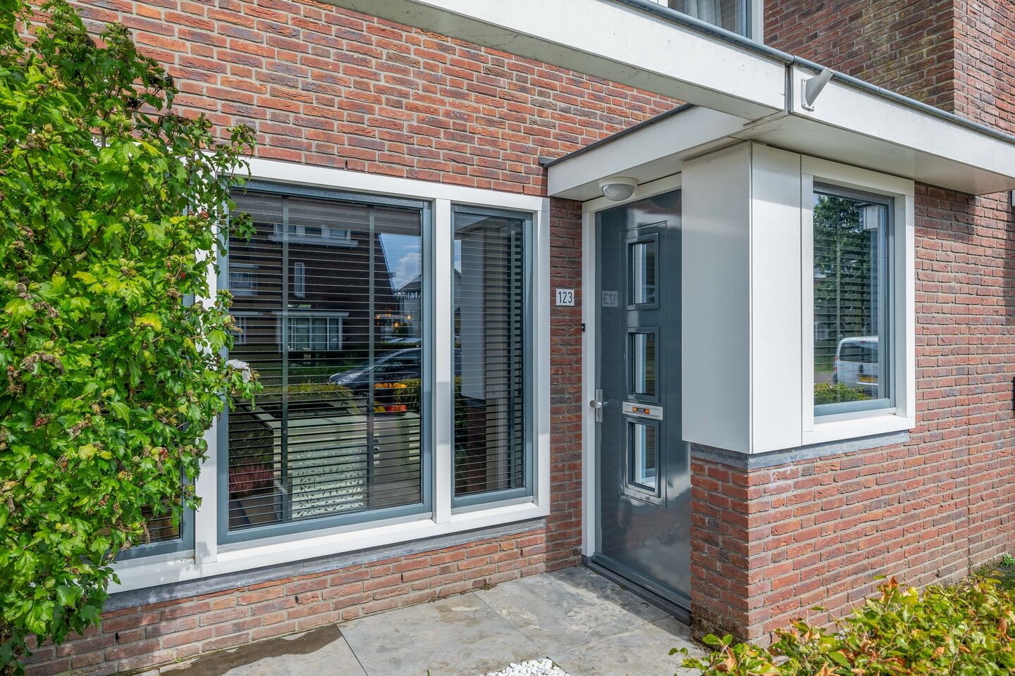 Tussenwoning te koop: Varsseveldstraat 123, Tilburg