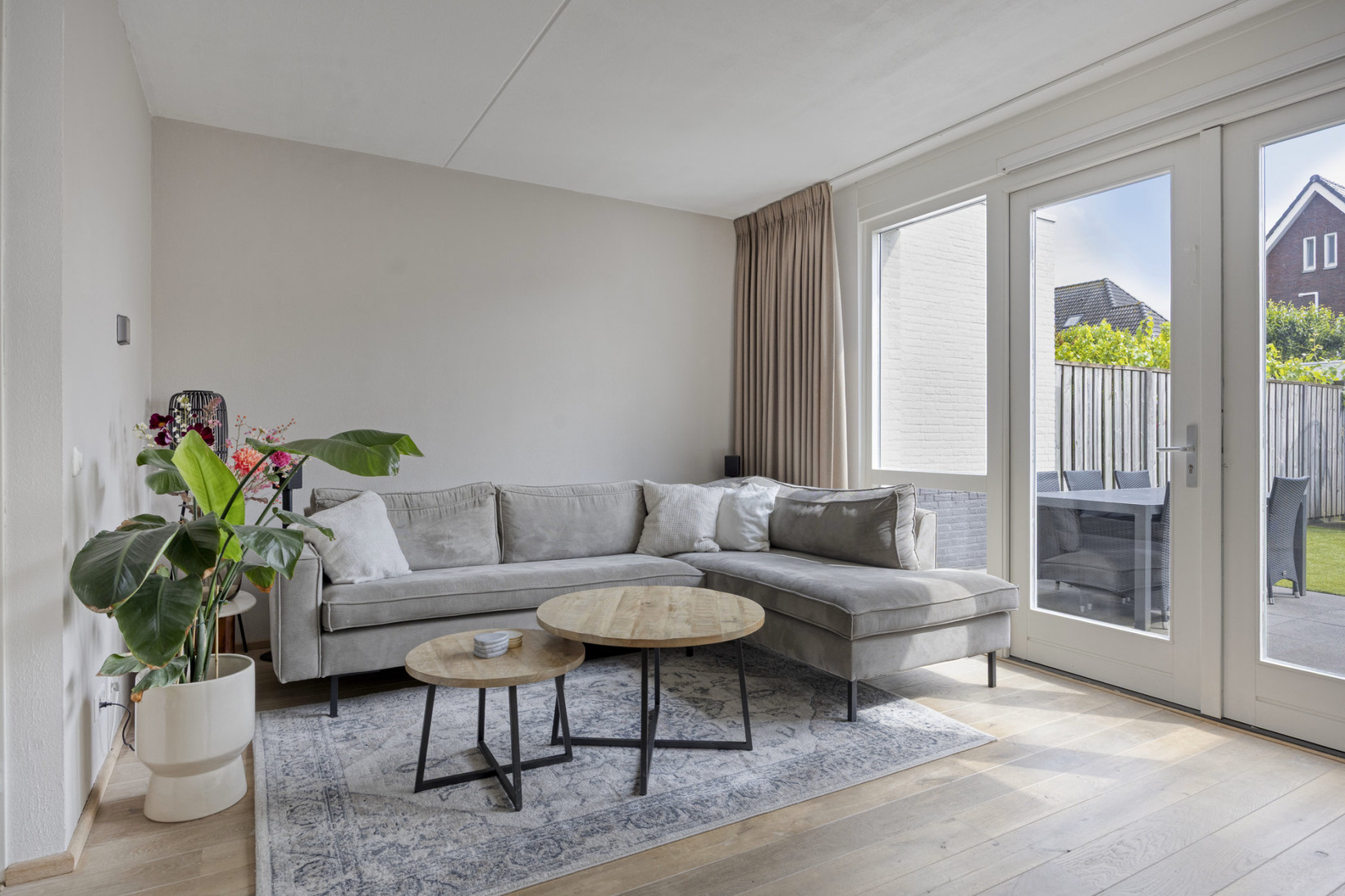 Tussenwoning te koop: Koolhovenlaan 32, Tilburg