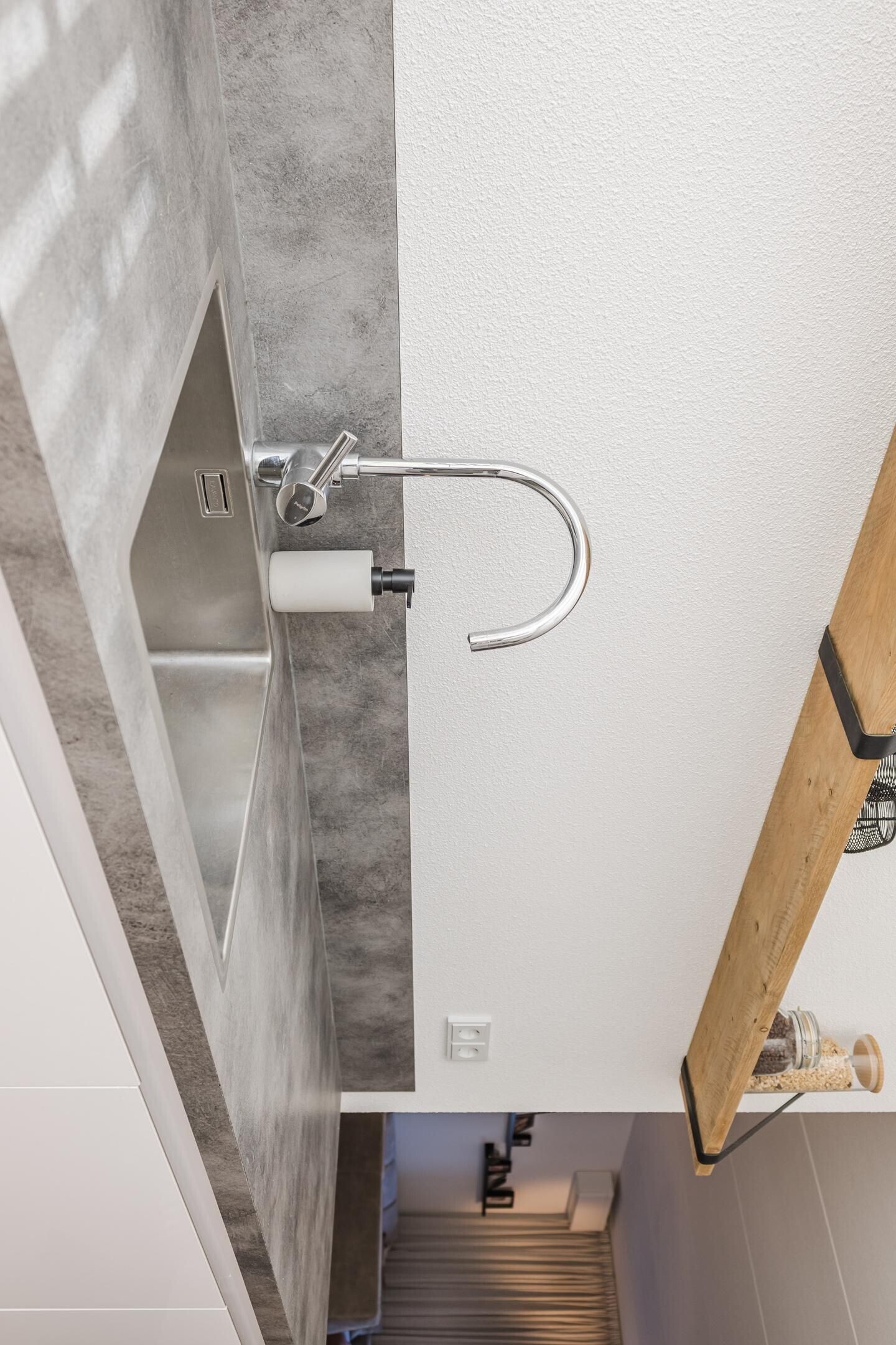Tussenwoning te koop: Zelhemstraat 1, Tilburg