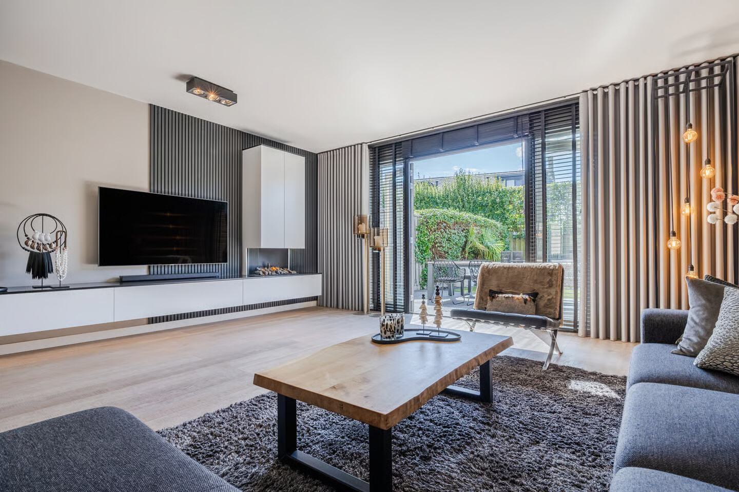 Tussenwoning te koop: Zierikzeestraat 12, Tilburg