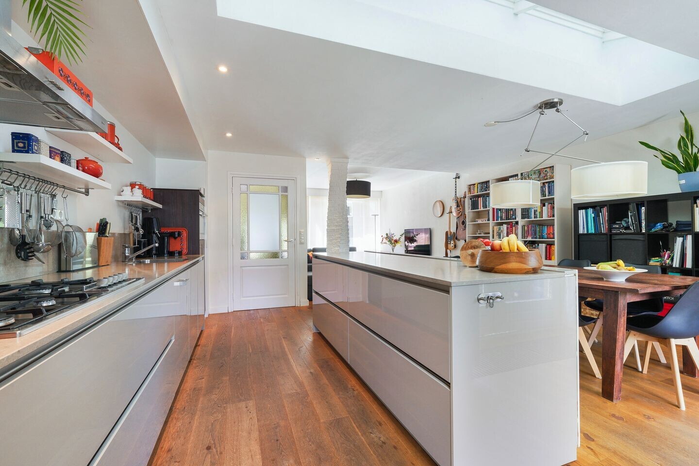 Tussenwoning te koop: Mangrovestraat 30, Tilburg