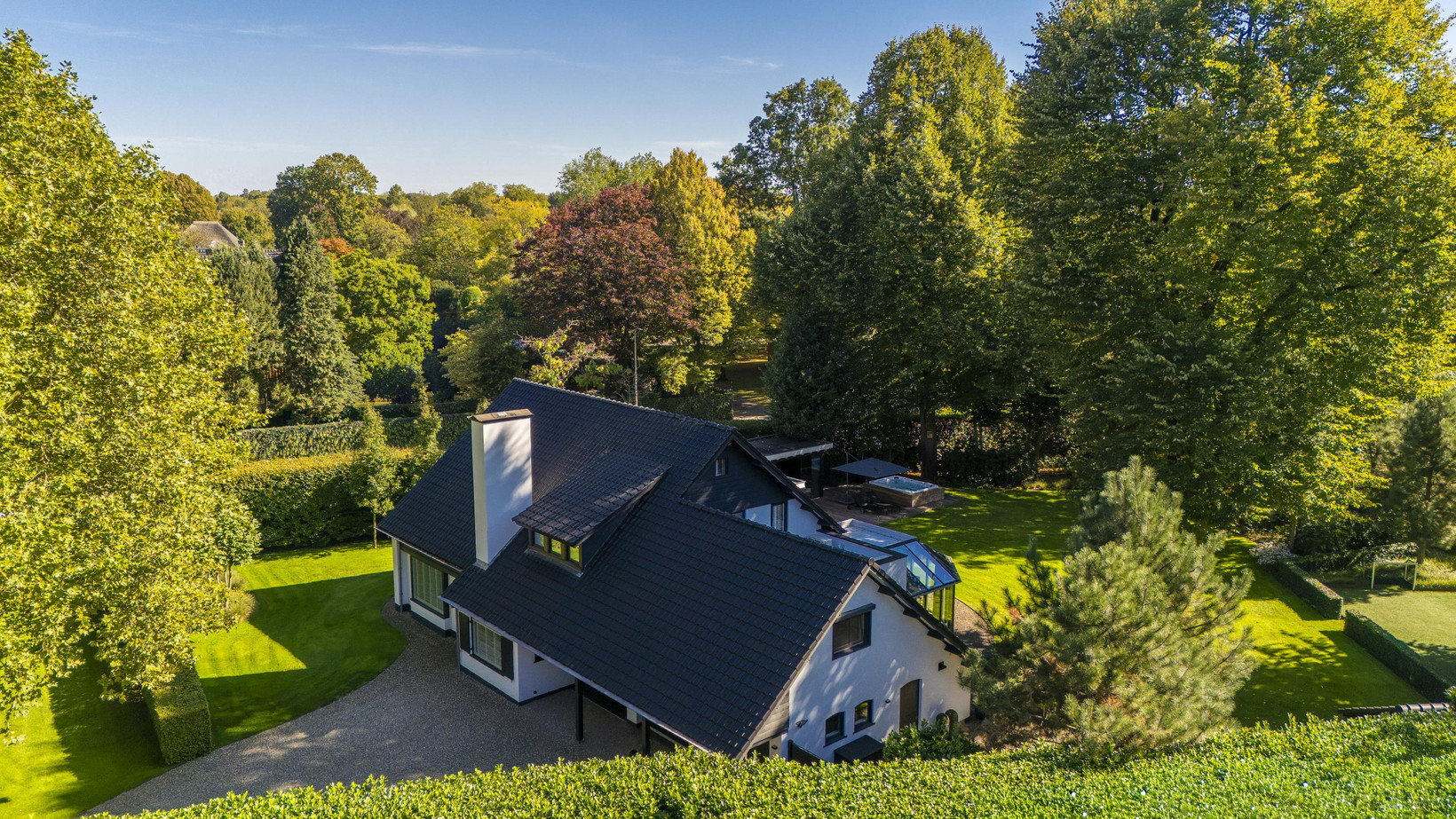 Vrijstaande woning te koop: Bredaseweg 438, Tilburg