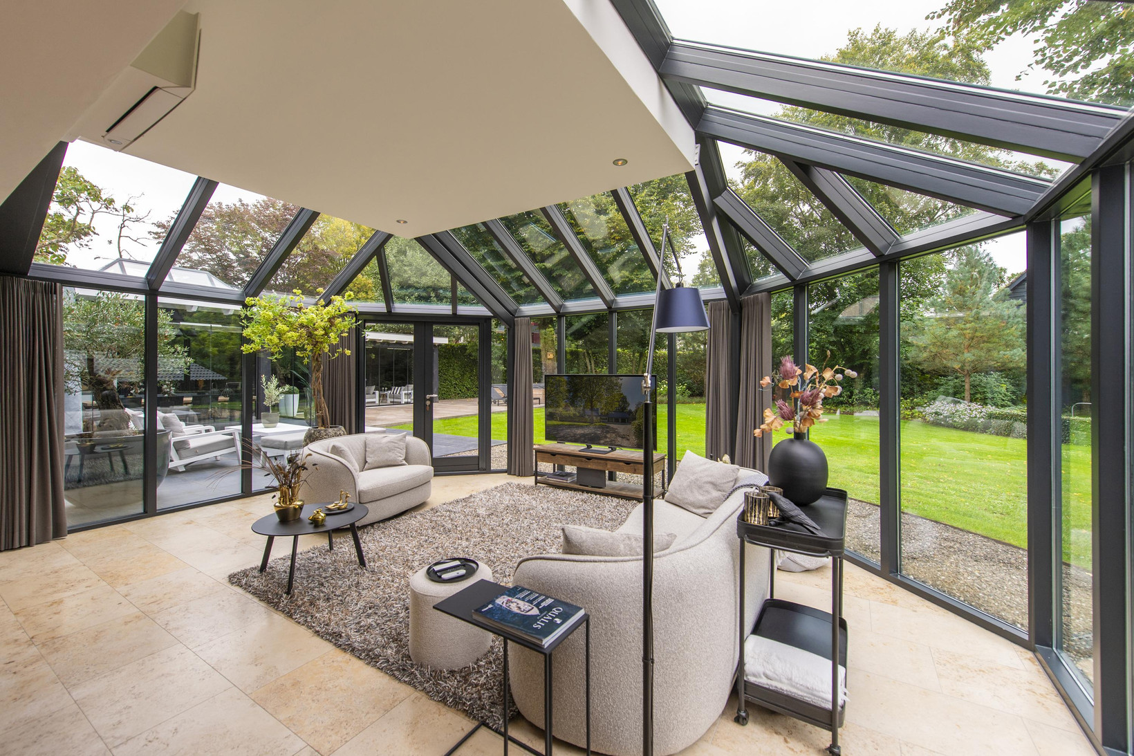Vrijstaande woning te koop: Bredaseweg 438, Tilburg
