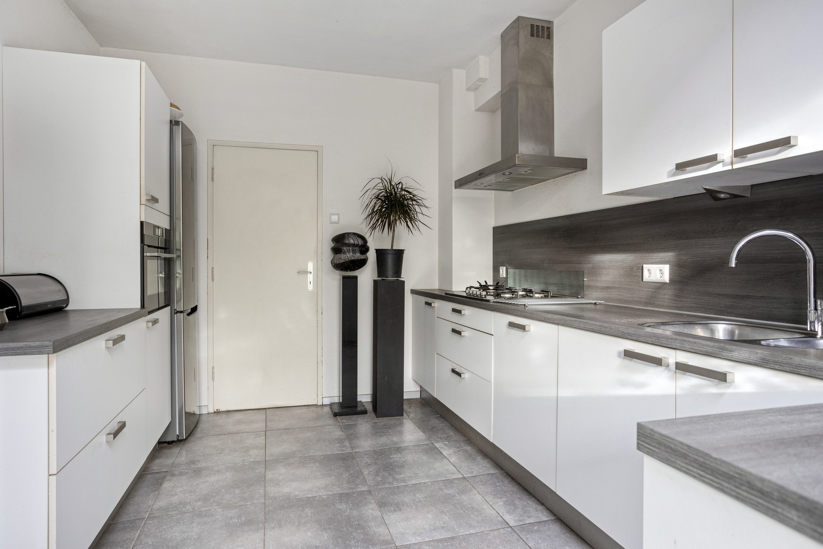 Tussenwoning te koop: Schout Backstraat 14, Tilburg